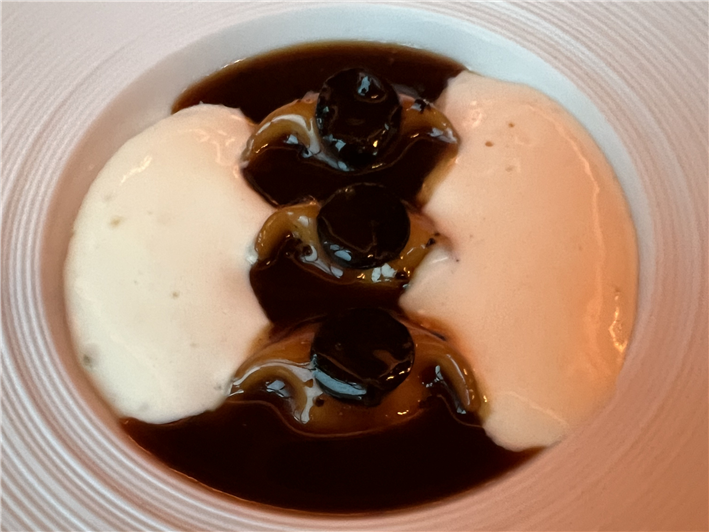 agnolotti with truffle sauce